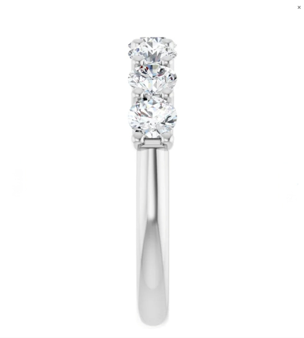 7 Diamond Band - 1.50ctw 14kt
